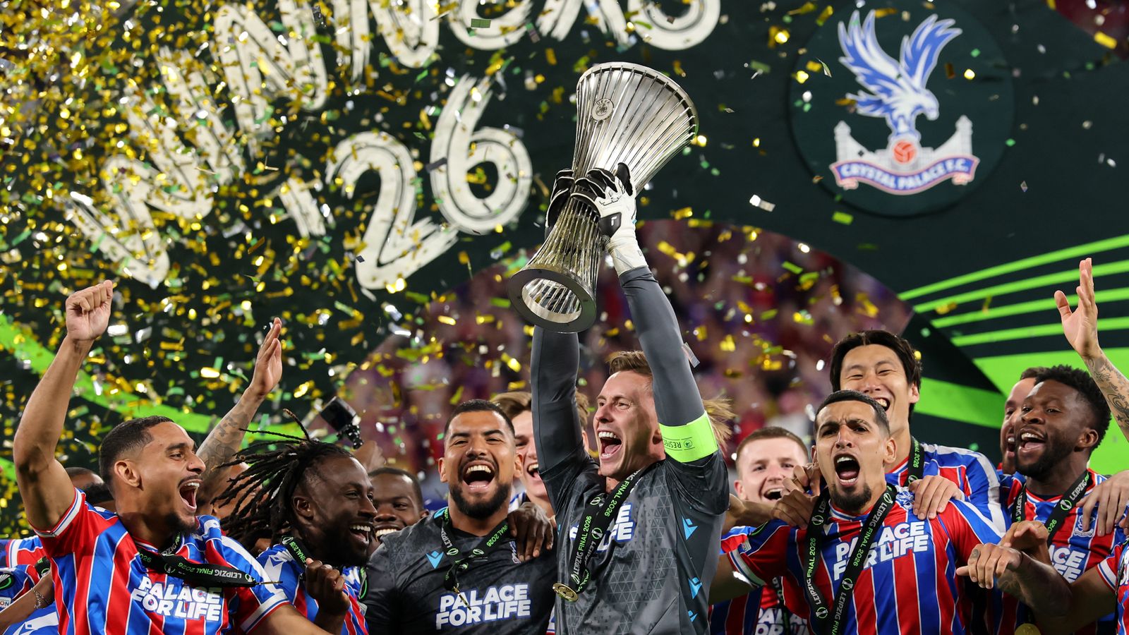 Crystal Palace 1-0 Rayo Vallecano：爱游戏体育决赛封神，奥利弗·格拉斯纳完美谢幕，让-菲利普·马泰塔绝杀